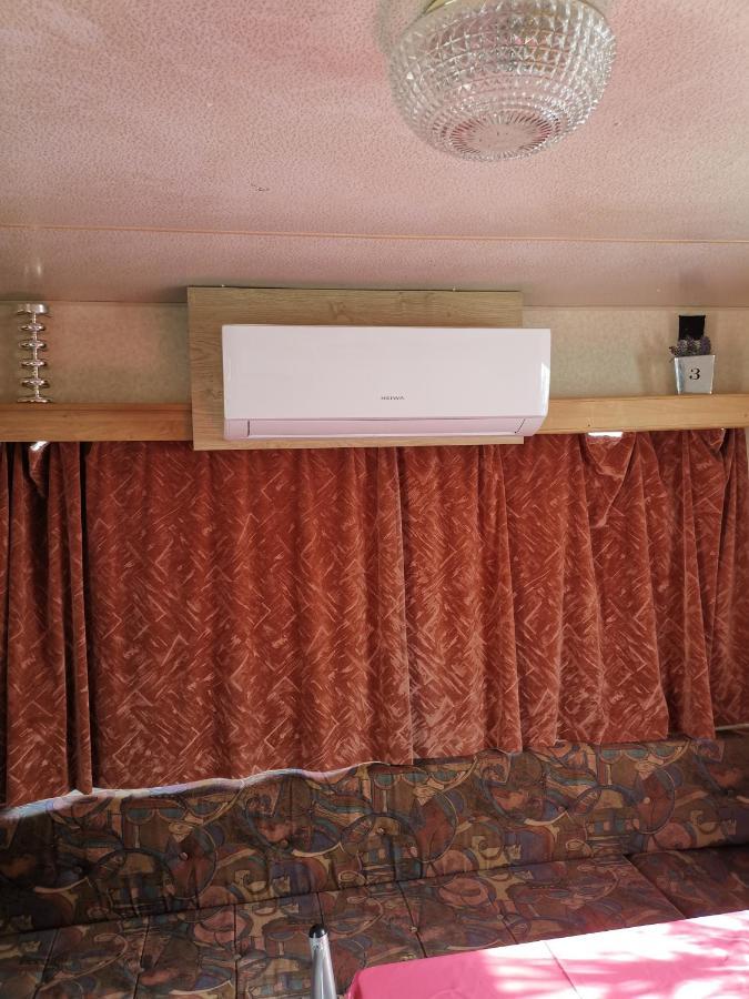 Mobilhome Catalan Nefiach Buitenkant foto